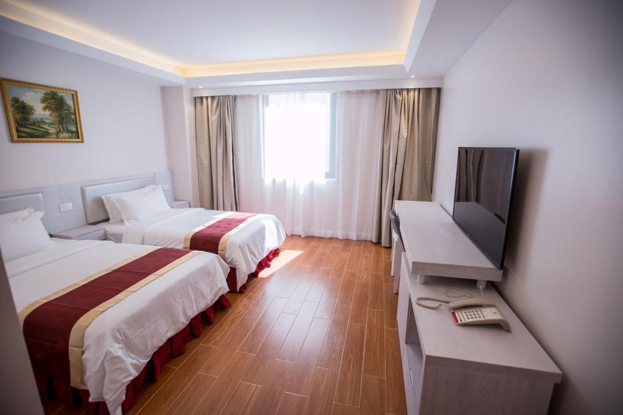 Hotel Americano Гарапан Экстерьер фото
